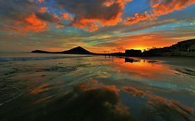 alquilaencanarias El Medano beach 1